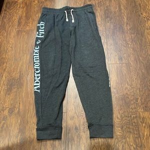 Abercrombie & Fitch mens logo sweatpants. Size S. Gray.